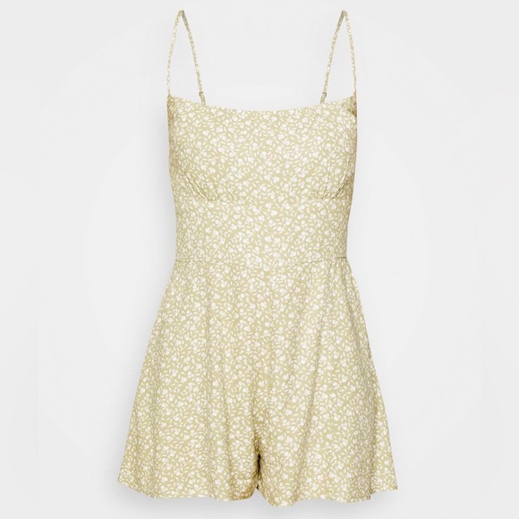 ๐พ A&F romper - Picture 3 of 8